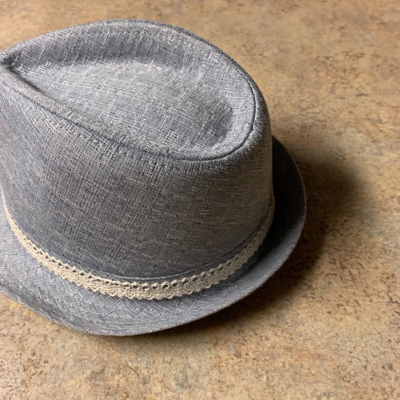 Hat - Picture 2 of 4